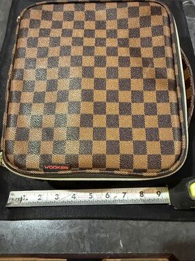 Brown Checkered Men's Toiletry Bag with Carry Handle